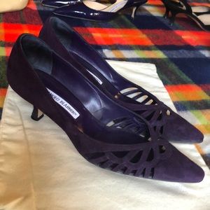 Manolo Blahnik deep purple cutout heels EUC
